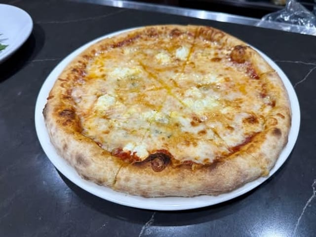 Cheese Pizza.